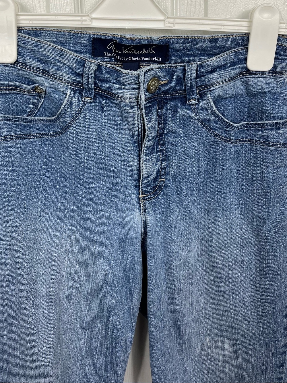 Gloria Vanderbilt Amanda Jeans Size 8 Medium Wash Straight Leg Classic Fit